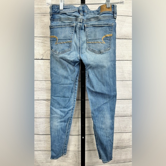 American Eagle Jeans - Picture 2 of 4